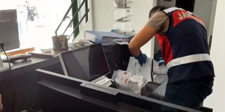 Siberağ-8 operasyonlarında 22 şüpheli yakalandı