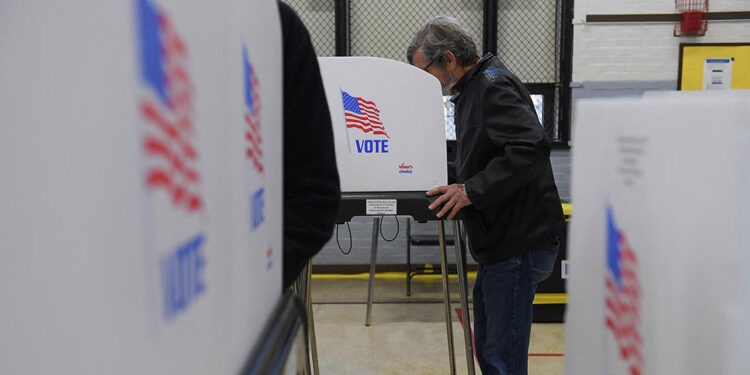 ABD'de başkanlık seçimi için kullanılan erken oy sayısı 9 milyona yaklaştı