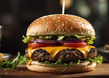ABD'de hamburgerlerde ortaya çıkan koli basili 13 eyalete yayıldı