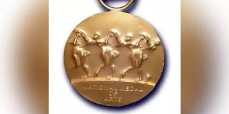 ABD'de ünlü isimlere Ulusal Sanat Madalyası