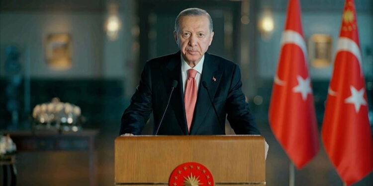 AK Parti'yi bugünlere getiren sır, milletin sesine kulak vermemizdir