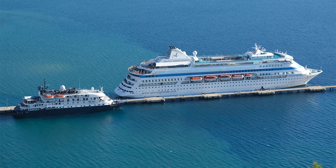 Türkiye İstatistik Kurumu (TÜİK), Türkiye'nin turizm gelirinin temmuz, ağustos ve eylül aylarından oluşan 3'üncü çeyrekte bir önceki yılın aynı çeyreğine göre yüzde 3,9 artarak 23 milyar 219 milyon 751 bin dolar olduğunu açıkladı.