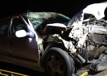 Ayaş'ta kamyon ile çarpışan otomobildeki karı-koca hayatını kaybetti