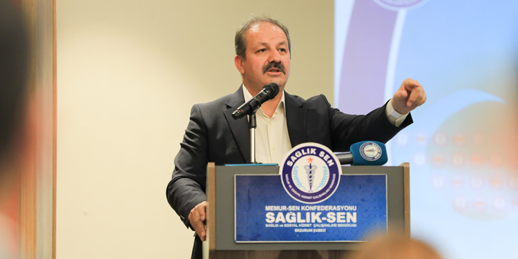 Aile Hekimliği Yönetmeliğine ilişkin mücadelemizi kararlılıkla yürüteceği