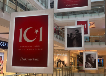 Akmerkez'den, Cumhuriyetin 101'inci yılına özel sergi