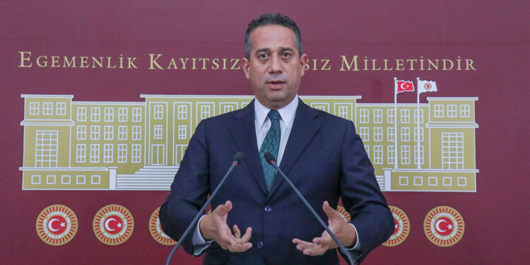 Anayasa'nın ilk 4 maddesi bizim kırmızı çizgimiz