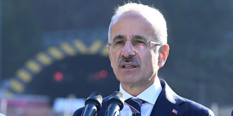 Aşık Şenlik Tüneli ve Çıldır-Aktaş Bağlantı Yolu yarın açılıyor