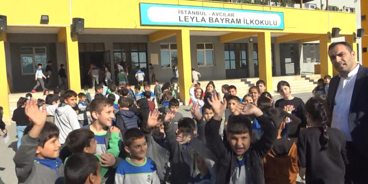 Avcılar’da ihtiyaç sahibi öğrenciler için 'İyilik sınıfı'