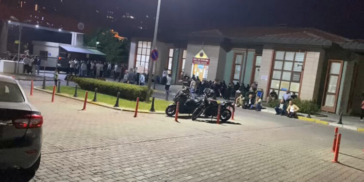 Ayşenur Halil'in cenazesi yakınları tarafından Adli Tıp'tan alındı