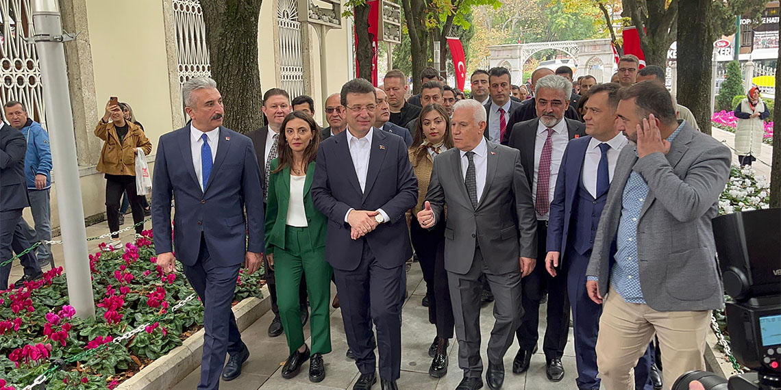 İstanbul Büyükşehir Belediye Başkanı Ekrem İmamoğlu, "Bu iktidarın kurnazlıklarından, milletin emanet ettiği koltuğa müdahale etmelerinden bıktık” dedi.