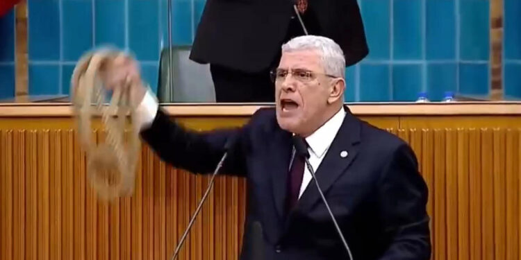 Bahçeli, Dervişoğlu'nun fırlattığı ipi istedi