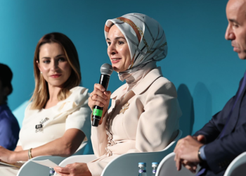 Bakan Göktaş, 'Aile ve Çağdaş Megatrendler Konferansı'nda konuştu