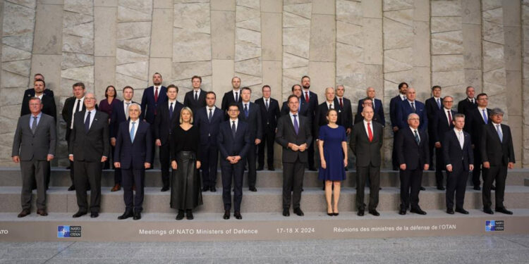 Bakan Güler, NATO Toplantısı aile fotoğrafı çekimine katıldı