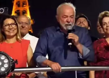 Brezilya'da halk sandık başına gitti
