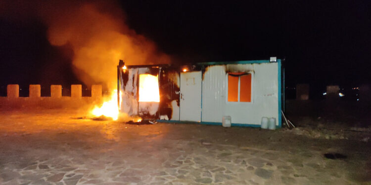 Bursa'da konteyner alev topuna döndü