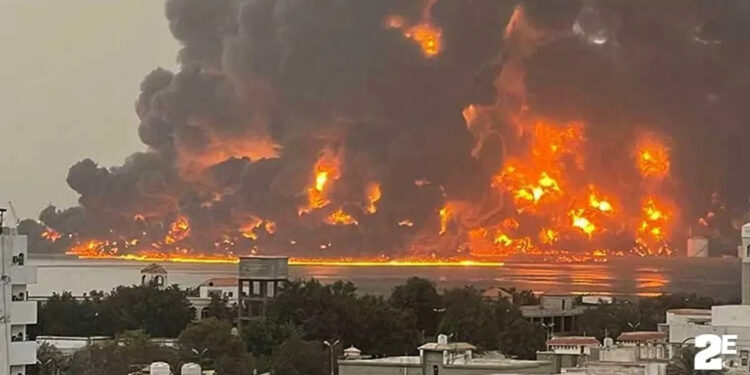 CENTCOM, Yemen'deki Husilere ait silah depolarına saldırdı