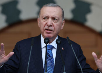Devlet terörünün karşısında durmak vicdani zorunluluktur