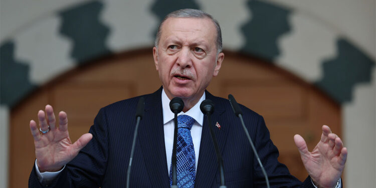 Devlet terörünün karşısında durmak vicdani zorunluluktur