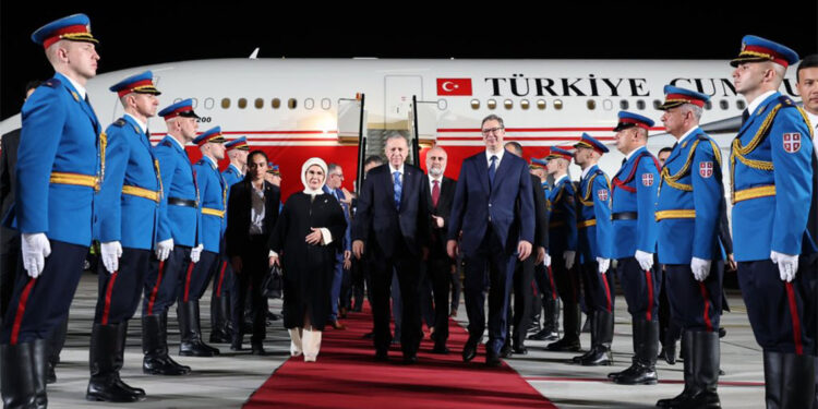 Erdoğan Sırbistan'da