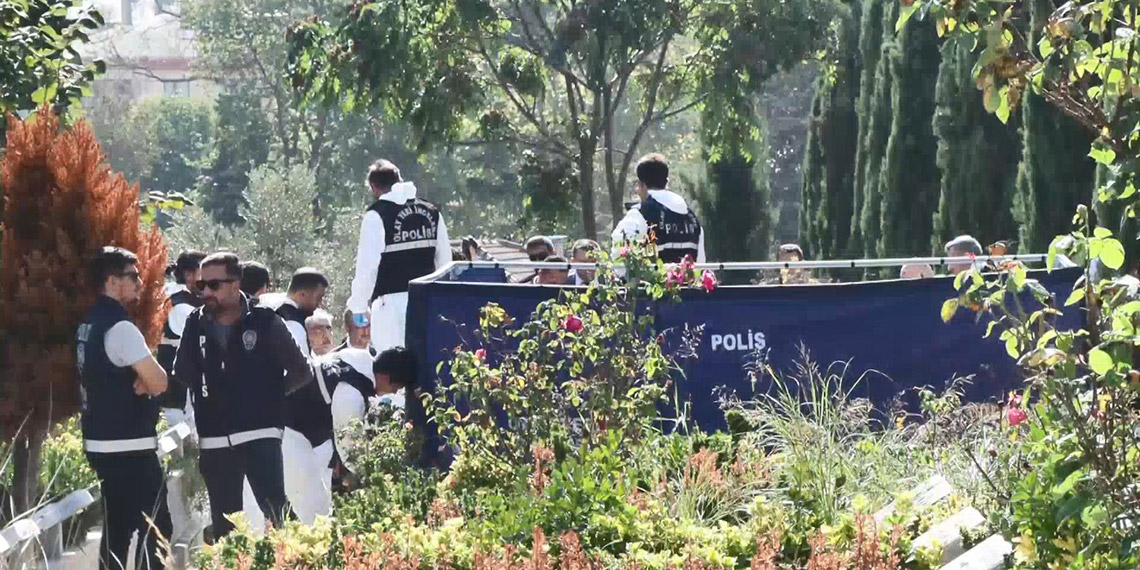 Cem Garipoğlu'nun mezarının etrafında bariyerli önlem