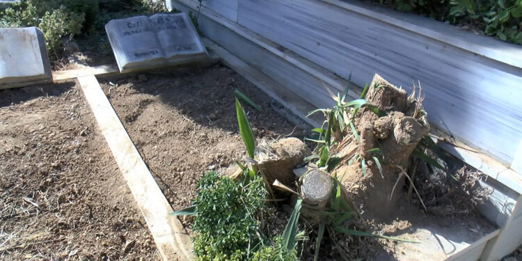 Cem Garipoğlu'nun mezarının son hali görüntülendi