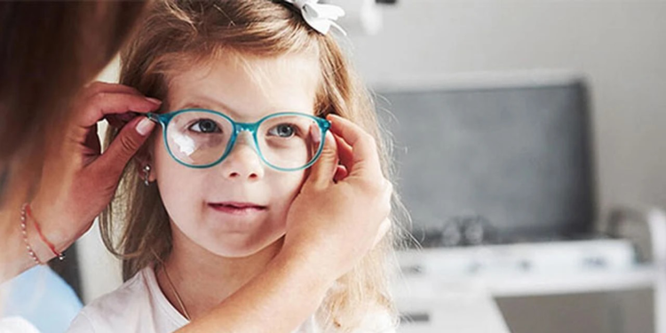 Çocuklarda miyopi, eğitimi olumsuz etkiliyor