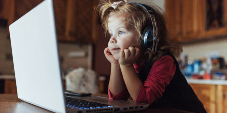 Çocukların dijitalle ilişkisine sınır çizmek şart