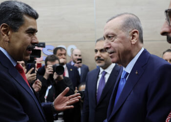 Cumhurbaşkanı Erdoğan, Venezuela Devlet Başkanı ile görüştü
