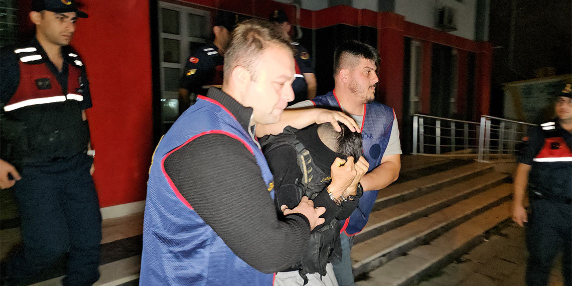 Zonguldak'ın Devrek ilçesinde ormanda av tüfeği ile vurularak öldürülen dayı-yeğen tabanca satışında yaşanan anlaşmazlık nedeniyle öldürülmüş.