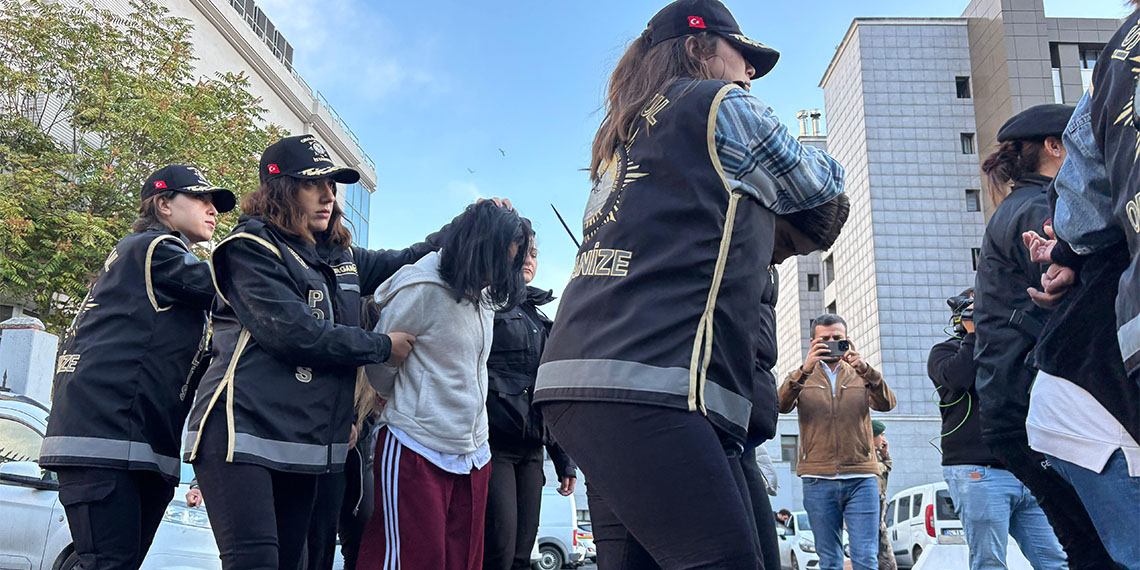 Kuyu-36 operasyonlarında gözaltına alınan Daltonlar ve Barış Boyun suç örgütü üyesi 157 şüpheli adliyeye sevk edildi.