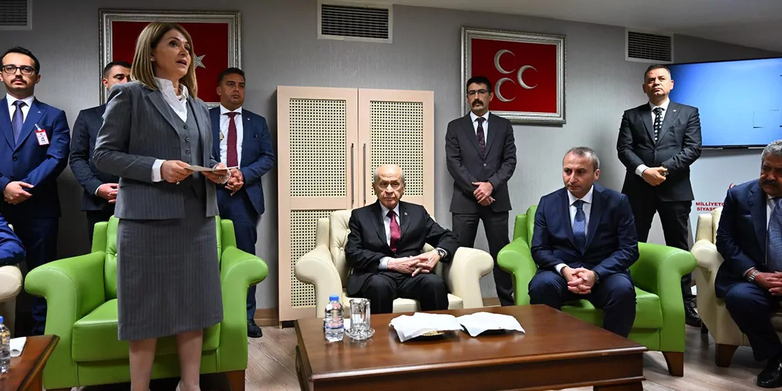 Devlet bahçeli, dem partililerin elini neden sıktığını açıkladı