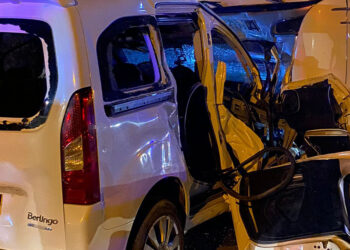 Diyarbakır'da 4 araç kazaya karıştı; 3 ölü, 2 yaralı