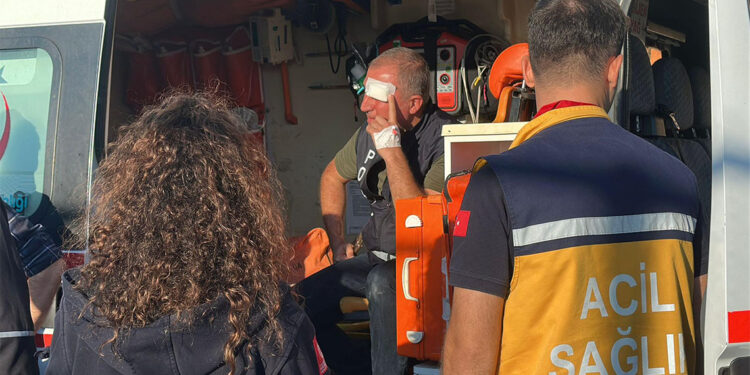 Edirne'de maçta görevli polise yumruklu saldırı