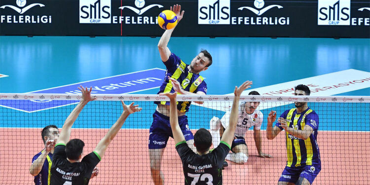 Efeler Ligi'nde 2'nci hafta oynanan karşılaşmalarla sona erdi