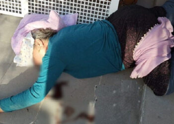 Eski eşi ile annesini dövdü; darbedildiği iddiasıyla şikayetçi oldu