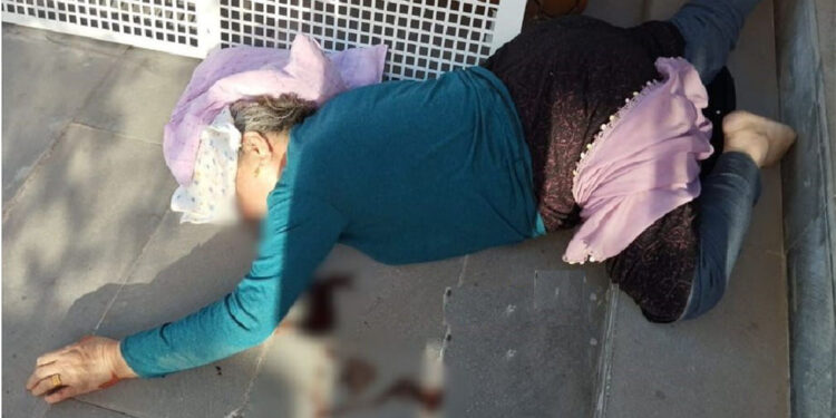 Eski eşi ile annesini dövdü; darbedildiği iddiasıyla şikayetçi oldu