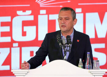 Eğitimin özelleşmesine 'dur' demek lazım