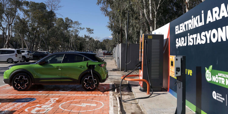 Elektrikli otomobil sayısında yüzde 200'ün üzerinde artış