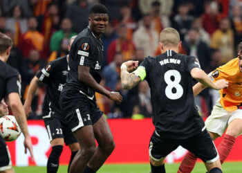 Galatasaray'ın dünya çapında bir takım olduğunu gördük