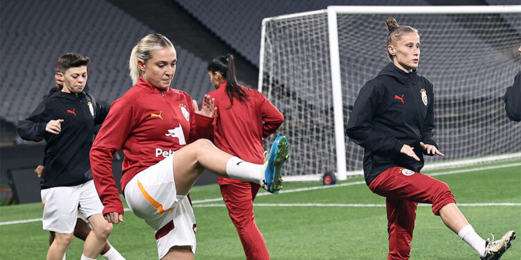 Türkiye'de faul olan ne yazık ki Avrupa'da olmuyor