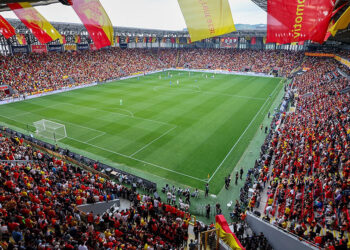Göztepe Trabzonspor'u ağırlayacak