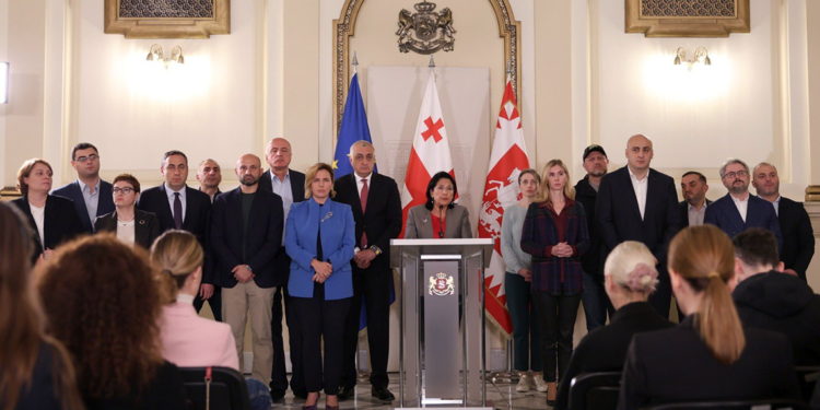 Gürcistan Cumhurbaşkanı, seçim sonuçlarını kabul etmedi