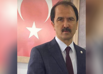 Halı sahada kalp krizi geçiren avukat, hayatını kaybetti