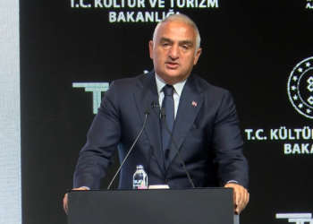 Haydarpaşa’da Sirkeci’de kesinlikle AVM ve otel olmayacak