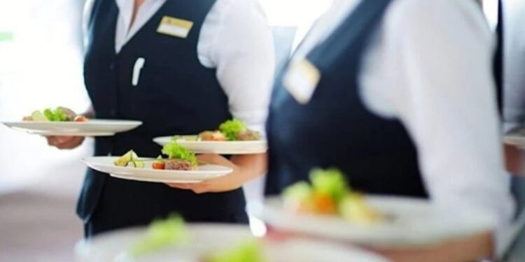 Hizmet üretimi ağustosta azaldı