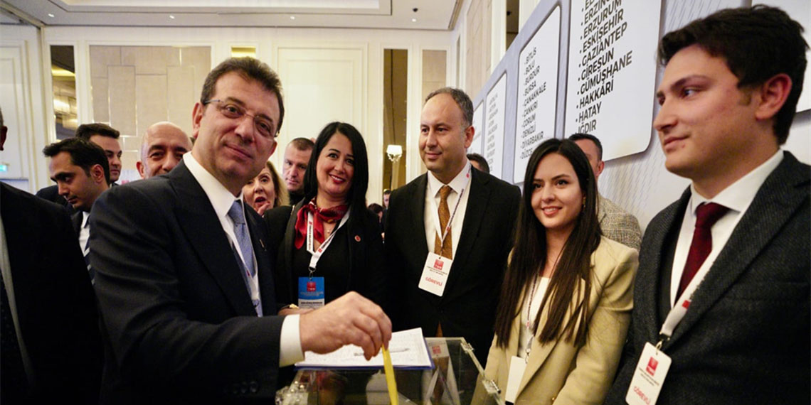 İstanbul Büyükşehir Belediye Başkanı (İBB) Ekrem İmamoğlu, "Halkımızın belediyelerden artan beklentilerini karşılamaya çalışırken bir yandan da finansal sorunlarla mücadele ediyoruz" dedi.