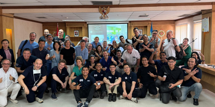 INVAMED sağlık ekibinden Endonezyalılara insani yardım