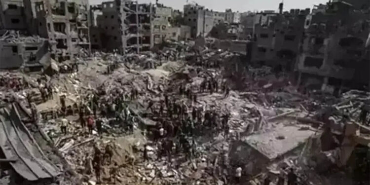 İsrail, Beyt Lahiye şehrine saldırdı; 35 ölü