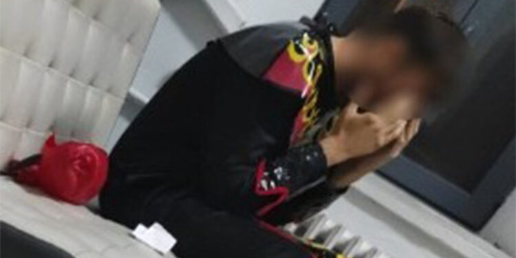 15 Temmuz Şehitler Köprüsü'nde kostümle koşan şüpheli yakalandı