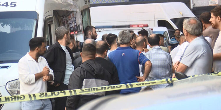 Esenler'de eşini öldürüp polisi aradı 'yanlışlıkla oldu' dedi